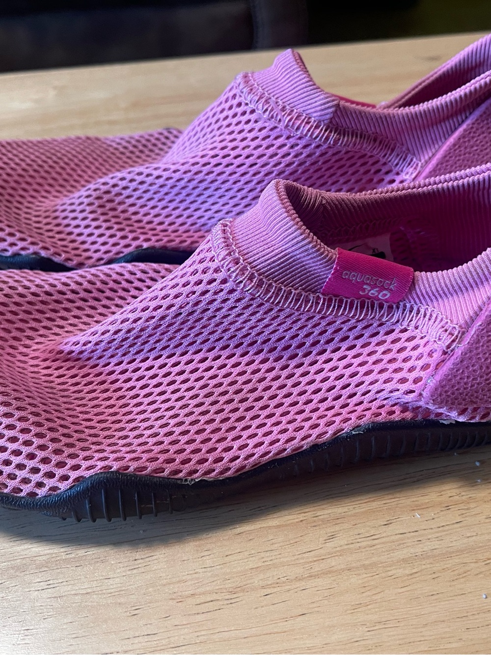 Nike Aqua Sock 360 Pink Slip-On Mesh Water Shoes Unisex Kids US 1Y
